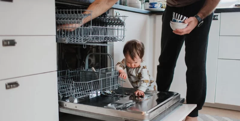 10 ویژگی ضروری که هر ماشین ظرفشویی باید داشته باشد